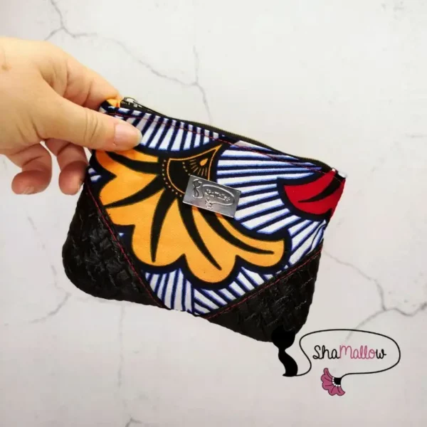 Portemonnaie ou mini trousse en cuir synthétique et wax fleur de mariage jaune et rouge