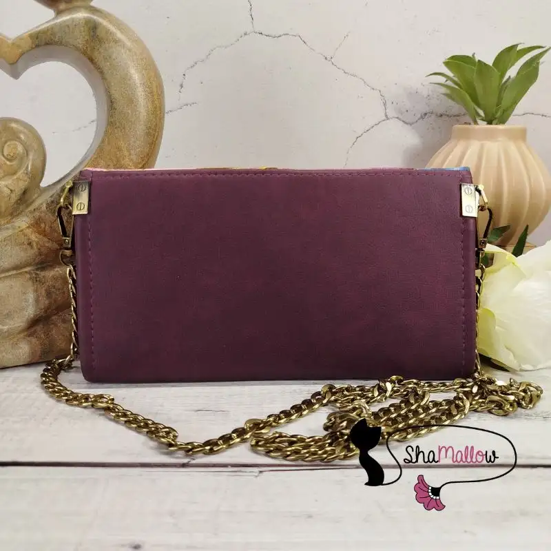 Pochette de soirée en similicuir prune et tissu wax feuille de monstera rose – Image 5